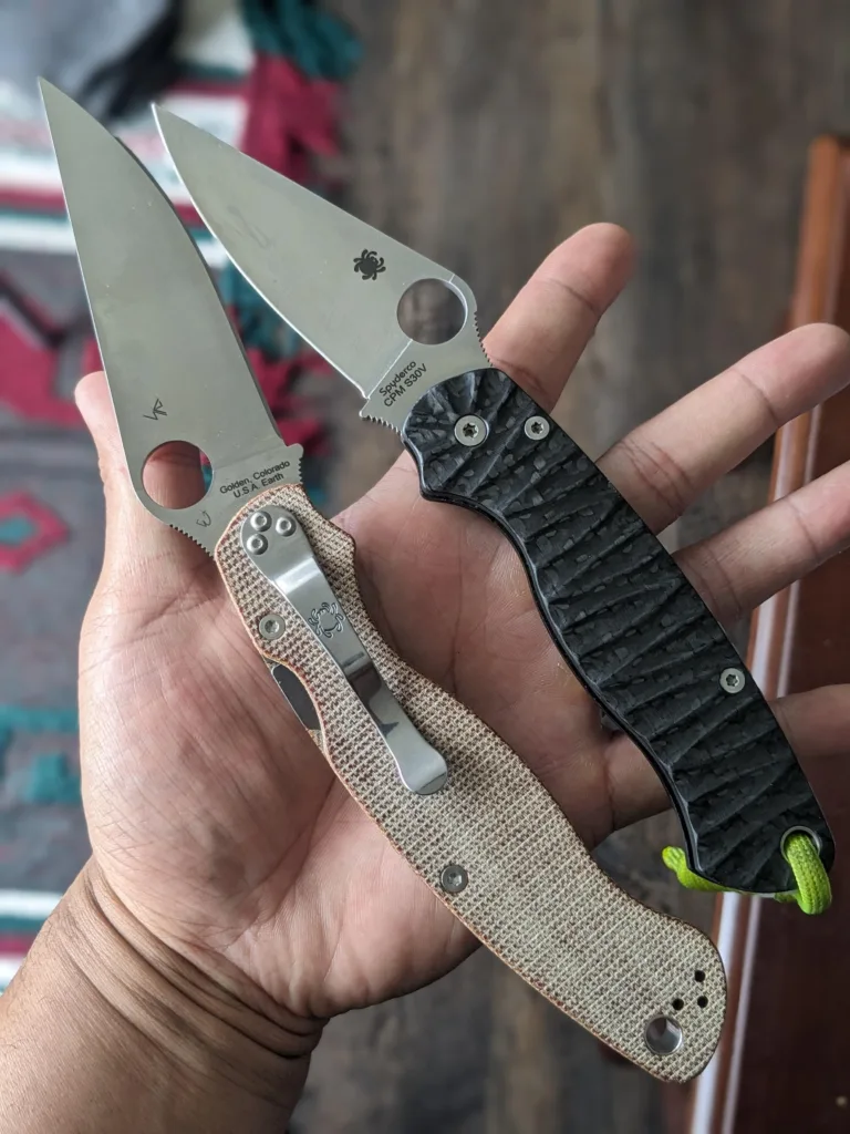 So sánh kích thước Spyderco PM2 và Military 2 (Ảnh: r/knives)