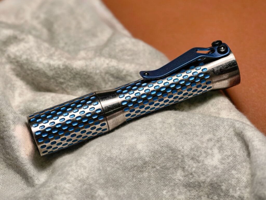 đèn pin custom laulima dawson divot slim 3