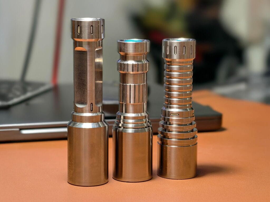 Đèn pin custom mirage man 34