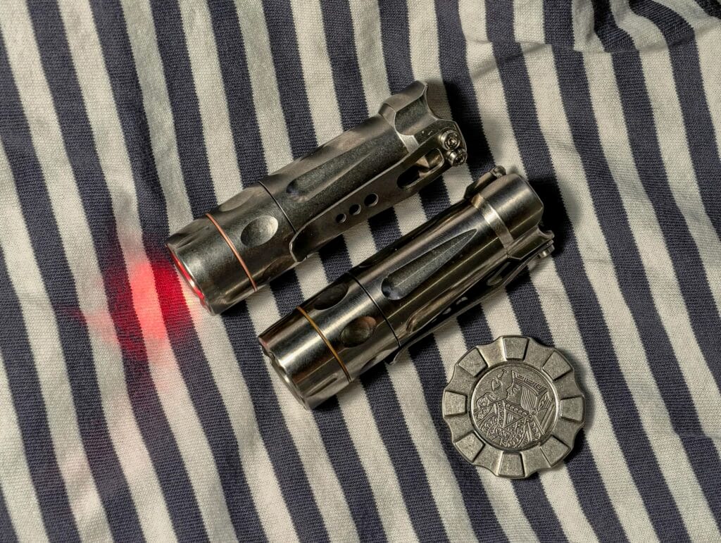 Đèn pin custom oveready boss 1 (1)