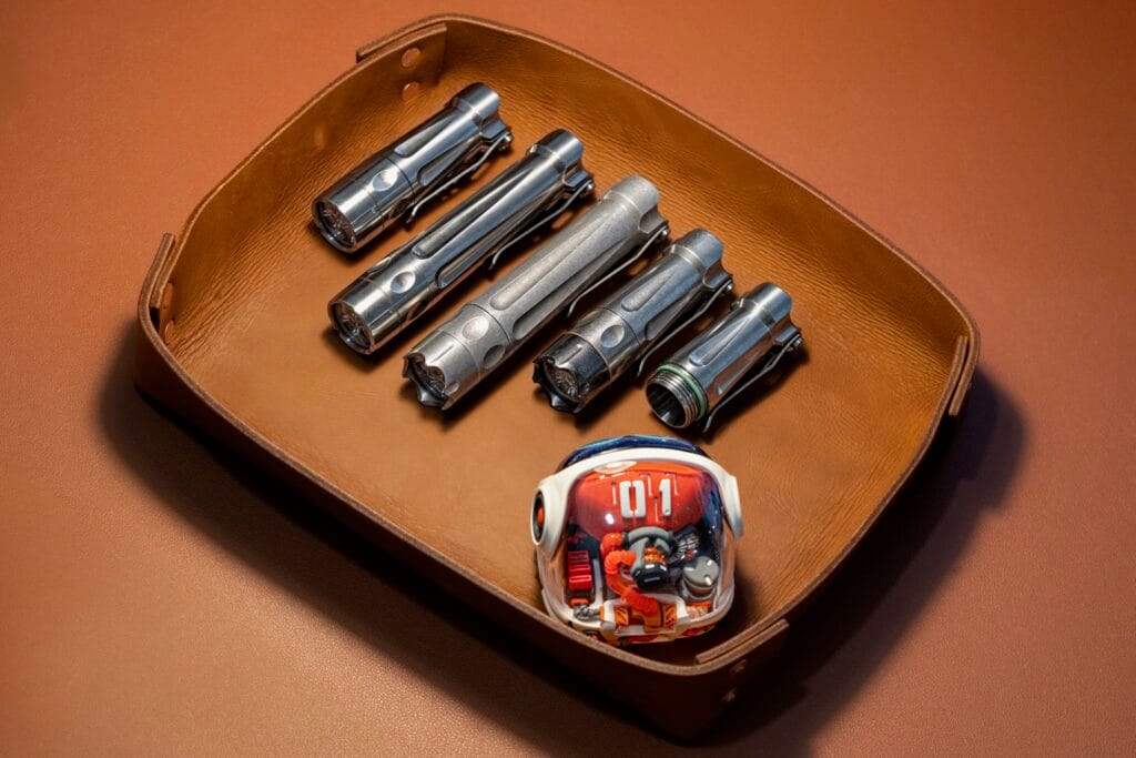 Đèn pin custom oveready boss 2