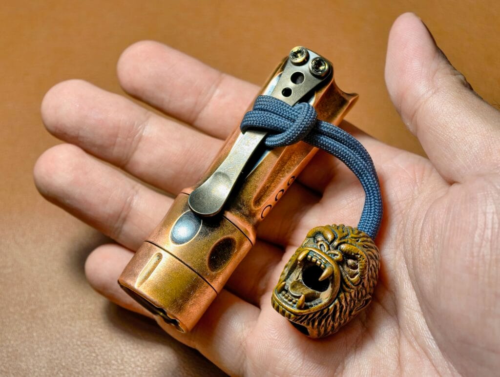 Đèn pin custom oveready boss 7