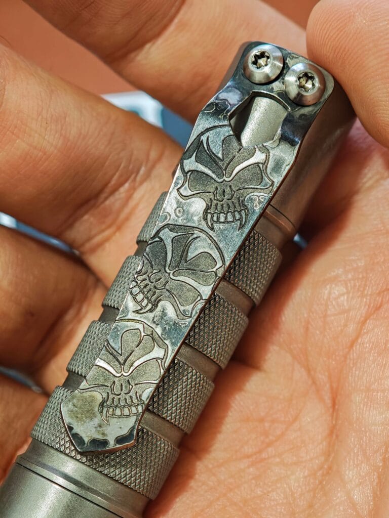 Đèn pin mỹ custom okluma dc0