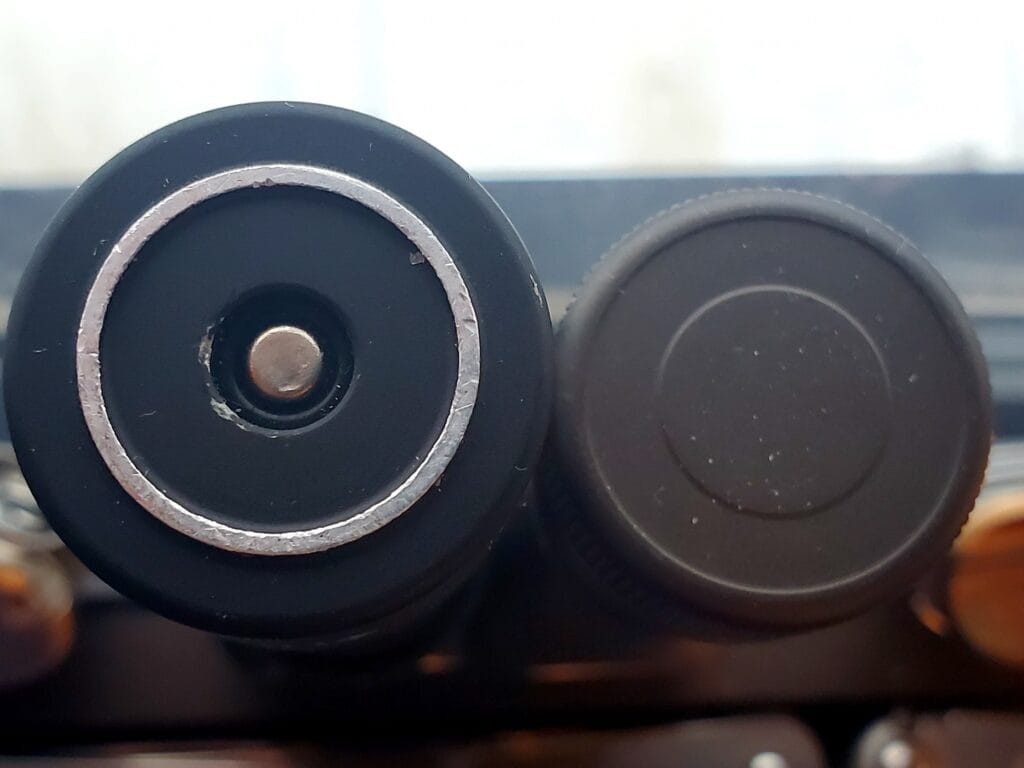 so sánh đèn pin armytek wizard pro nichia limited và zebralight h600fd 2