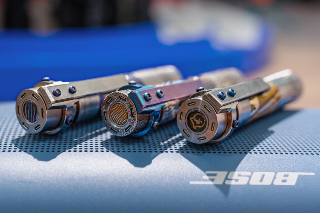 Đèn pin custom kemenes fured 16